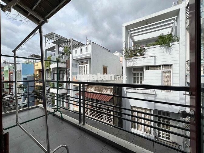 Giá Rẻ!! Cho Thuê 2PN 40m2 Balcon_Giờ Tự Do_4ng3xe Ngay SVĐ Phú Thọ