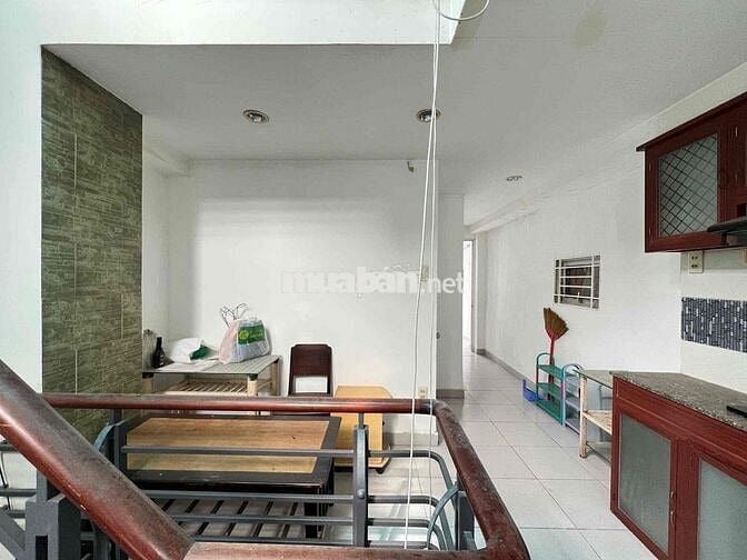 Giá Rẻ!! Cho Thuê 2PN 40m2 Balcon_Giờ Tự Do_4ng3xe Ngay SVĐ Phú Thọ