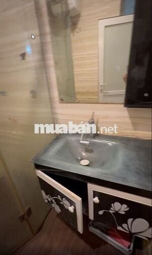 Nhà Nguyên căn 5T Hoàng Quốc Việt phân lô Ô Tô full đồ đẹp chỉ 22 tr