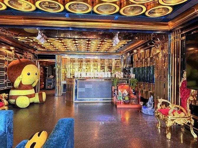 Giá mới : 79 tỷ   TOÀ NHÀ  8 TẦNG CÓ HẦM - 2 MẶT TIỀN NGAY KẾ SÂN BAY