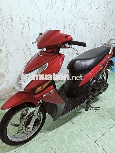 Honda Click màu Đỏ