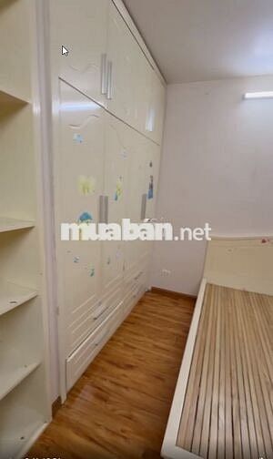 Nhà Nguyên căn 5T Hoàng Quốc Việt phân lô Ô Tô full đồ đẹp chỉ 22 tr