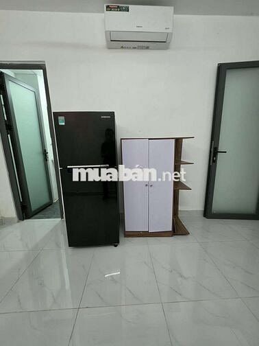 Căn Hộ Mới Cửa Sổ - Thang Máy - Gần ĐH Hồng Bàng, UEF, GTVT, FTU