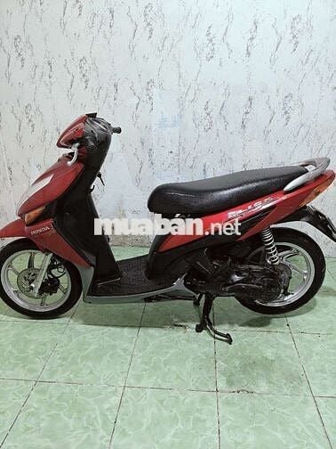 Honda Click màu Đỏ
