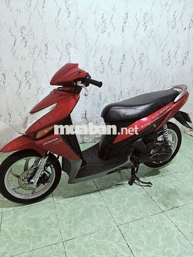 Honda Click màu Đỏ