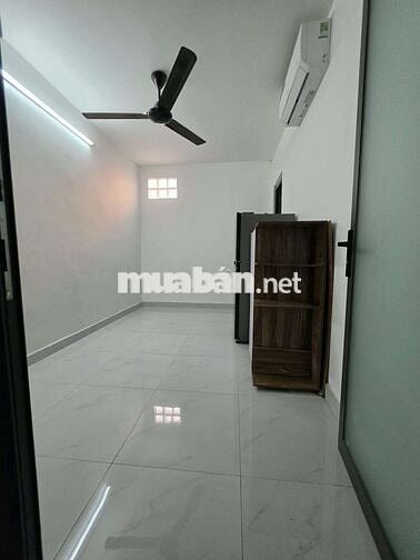 Căn Hộ Mới Cửa Sổ - Thang Máy - Gần ĐH Hồng Bàng, UEF, GTVT, FTU
