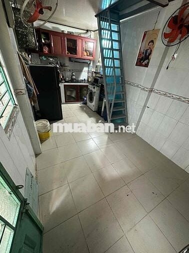 cần bán nhà nhỏ q bình tân , shr , chính chủ