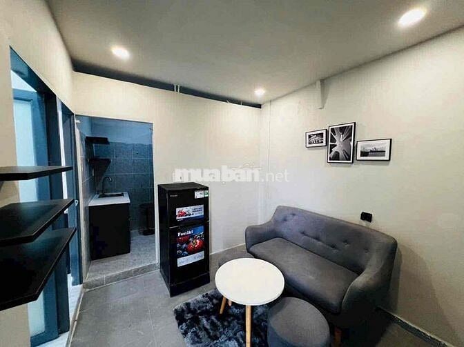 Cho thuê căn 2pn1wc ban công full nt Điện Biên Phủ quận 10 Chợ Bàn Cờ