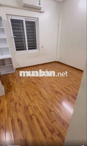 Nhà Nguyên căn 5T Hoàng Quốc Việt phân lô Ô Tô full đồ đẹp chỉ 22 tr
