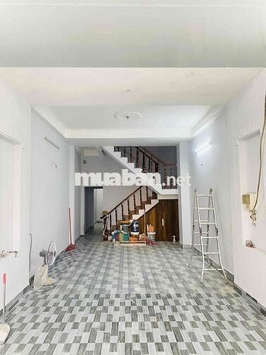 NHÀ GẦN CHỢ MINH PHÁT ( SÂN XE HƠI ) TRỆT LẦU 4PN 3WC