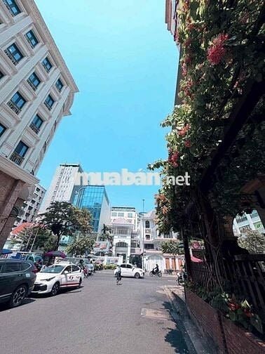 Giá mới : 79 tỷ   TOÀ NHÀ  8 TẦNG CÓ HẦM - 2 MẶT TIỀN NGAY KẾ SÂN BAY