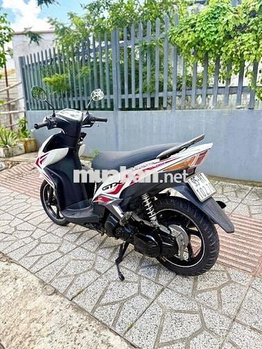 🛵Yamaha Luvias GTX Trắng Nguyên Zin Êm Ấm