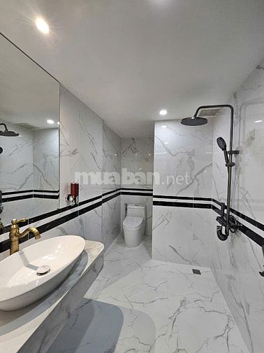 Chính chủ bán căn hộ Trung Yên 1- 58A Trung Kính, 130m2, 4pn, 3wc
