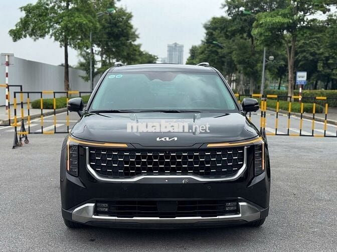 Kia Carnival 2.2D Signature 7s sản xuất 2024