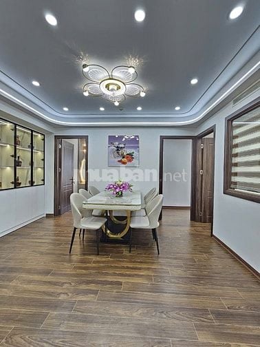Chính chủ bán căn hộ Trung Yên 1- 58A Trung Kính, 130m2, 4pn, 3wc