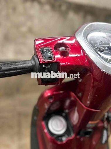Yamaha Nozza 2024 màu Đỏ Sài Gòn