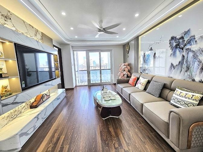 Chính chủ bán căn hộ Trung Yên 1- 58A Trung Kính, 130m2, 4pn, 3wc