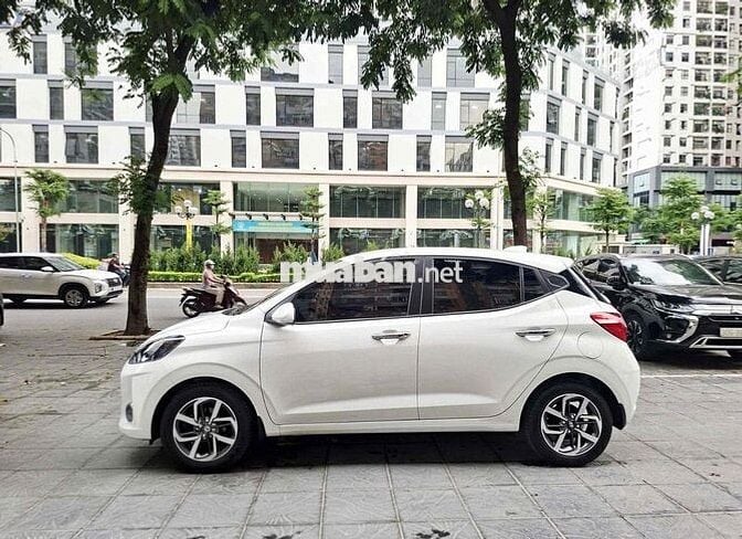 Hyundai Grand I10 1.2AT 2023 Trắng 12000 km