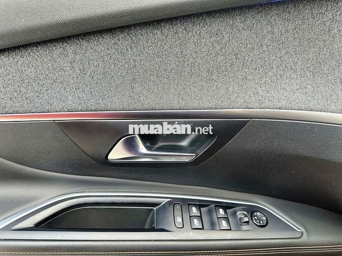 Peugeot 5008 2023 1.6 Premium Đỏ