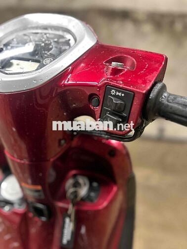 Yamaha Nozza 2024 màu Đỏ Sài Gòn