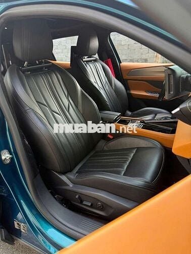 Peugeot 408 Xanh Da 5 chỗ