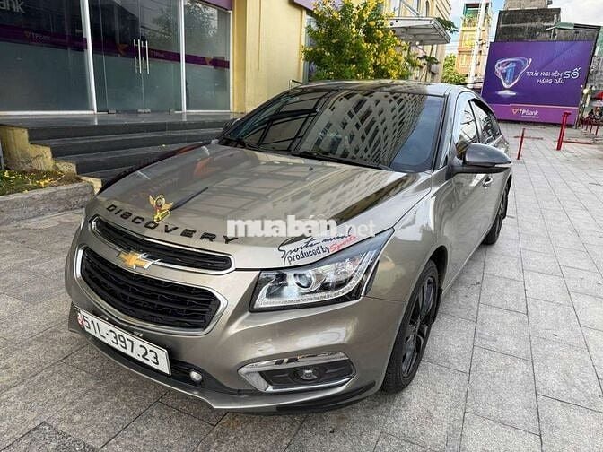 Chevrolet Cruze 2017 Tự động Xám 88k km