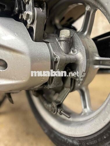 Yamaha Nozza 2024 màu Đỏ Sài Gòn