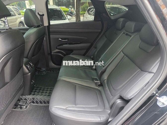 Hyundai Tucson 1.6T 2024 Đen 16000 km