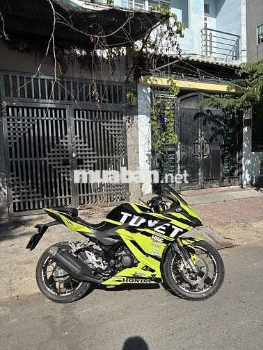 Honda CBR 150R 2021 màu đen nhám 16.000 km