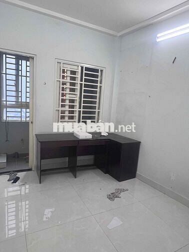 CHO THUÊ NHÀ ĐÚC 3 LẦU CHỦ SƠN MỚI KENG LẠI