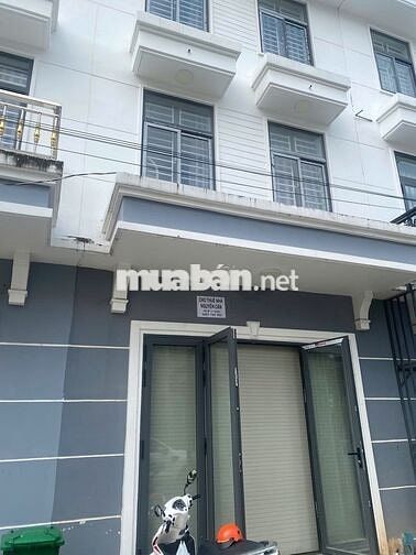 BÁN NHÀ 3 TẦNG Hội Nghịa Tân Uyên