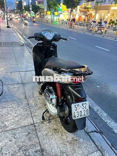 Honda SH mode 125 2016 Bạc đen đã sử dụng