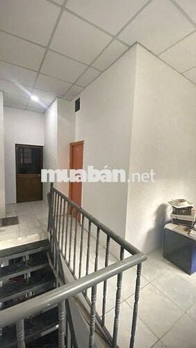 Cho thuê nhà 3pn hẻm xe tải đường Thoại Ngọc Hầu, P.Phú Thạnh, Tân Phú