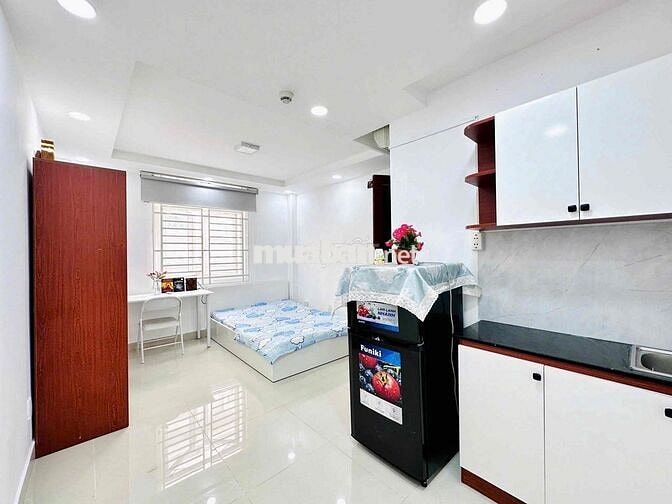PHÒNG CỬA SỔ - SAU VINCOM NAM LONG