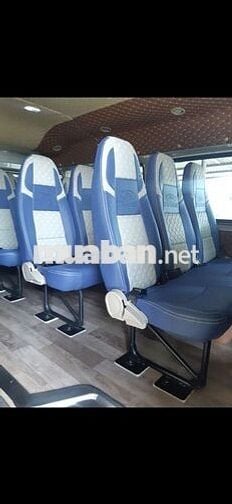 Ford Transit 2018 16 chỗ