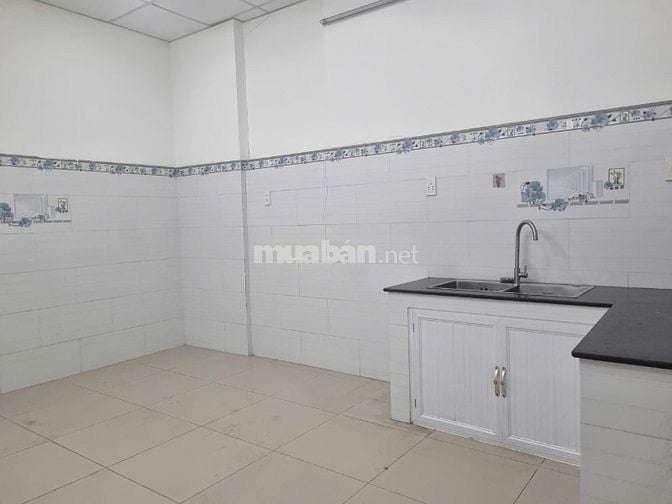 Mặt tiền kinh doanh Nguyễn thị thập 4x20 1lau 3pn 2wc trệt trống suốt