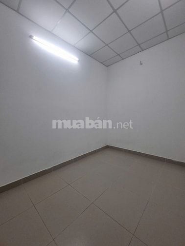 Mặt tiền kinh doanh Nguyễn thị thập 4x20 1lau 3pn 2wc trệt trống suốt