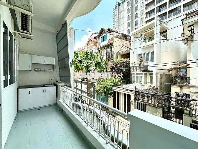 Siêu Phẩm 2PN Ban Công Tân Bình