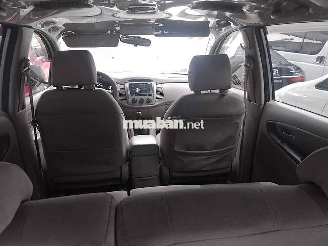 Toyota Innova E 2015 Bạc Việt Nam
