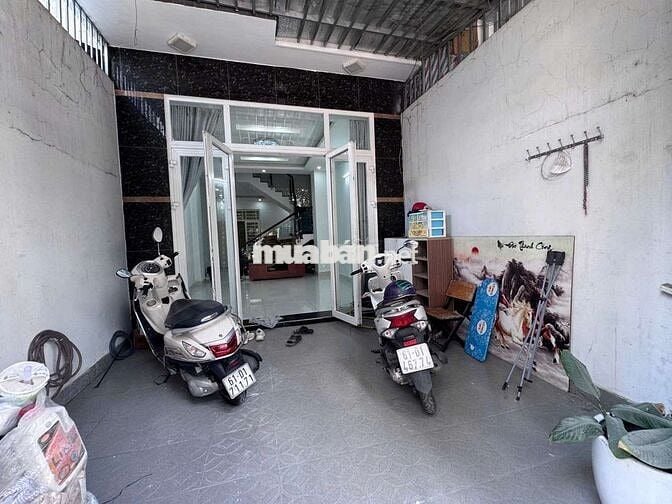 NHÀ NGUYÊN CĂN GẦN PHẠM VĂN ĐỒNG