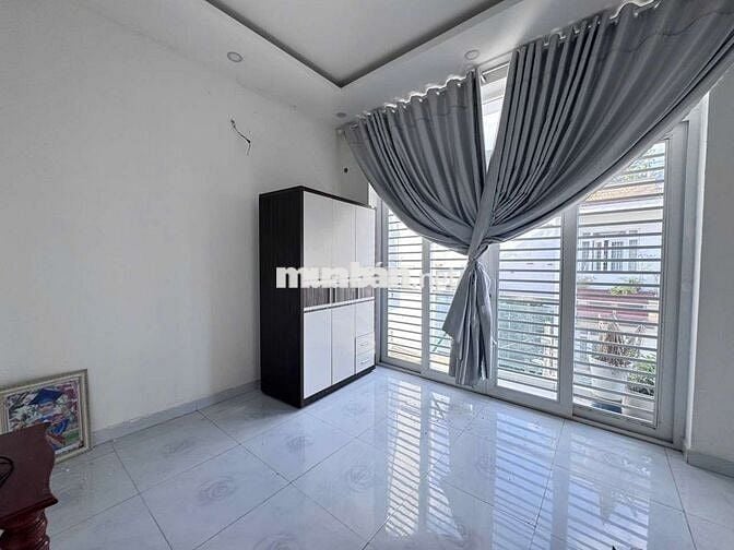 NHÀ NGUYÊN CĂN GẦN PHẠM VĂN ĐỒNG