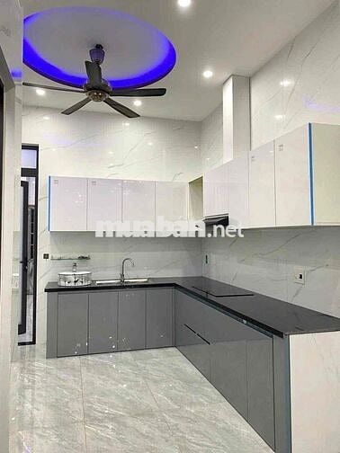 CHÍNH CHỦ CHO THUÊ NHÀ NGUYÊN CĂN KIỆT NGUYỄN CHÁNH SÁT BÃI BIỂN LCHIE