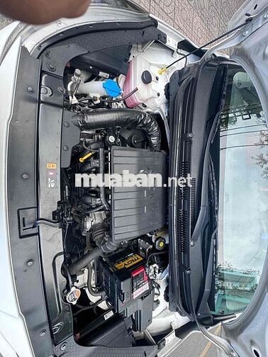 Hyundai i10 2024 Số sàn 90000 km Trắng