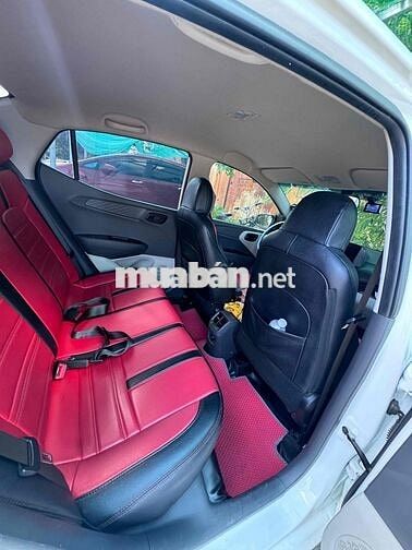 Hyundai i10 2024 Số sàn 90000 km Trắng