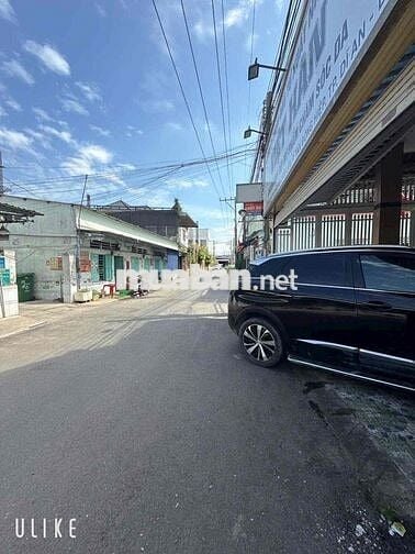 Chính chủ cần bán căn nhà 2 mặt tiền tại Tân Đông Hiệp -Dĩ An