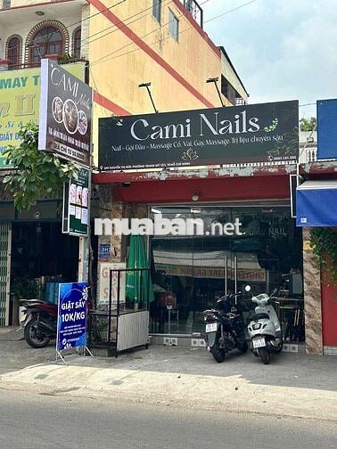 Sang Tiệm nails làm móng gội đầu thuê 6tr/tháng