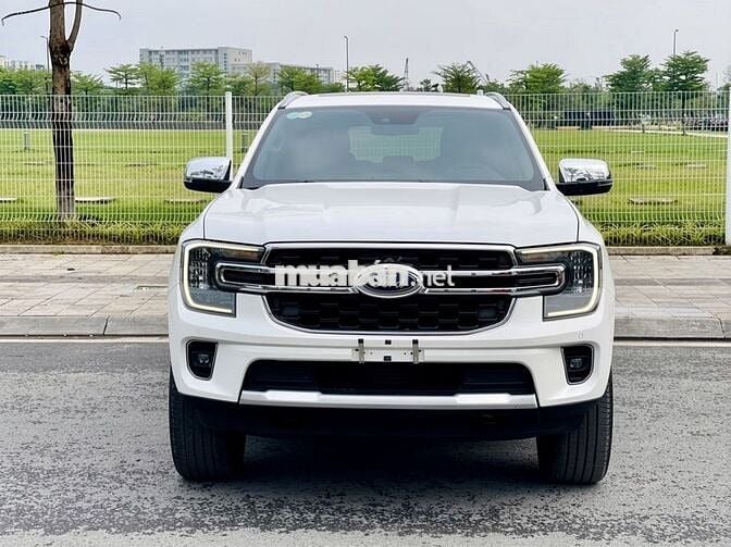 Ford Everest Titanium 2.0L 4x2 AT 2022 - 985 Triệu