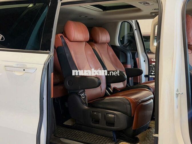 Kia Carnival Signature 2022 7 chỗ Diesel chỉ 999tr