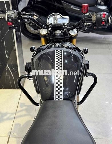 Triumph Speed 400 Đen