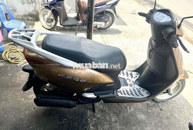 Honda Lead 2011 còn rata đẹp.